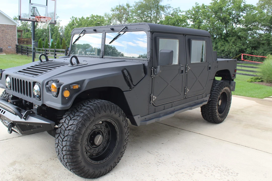 Hummer HMMWV - Image 4 of 31