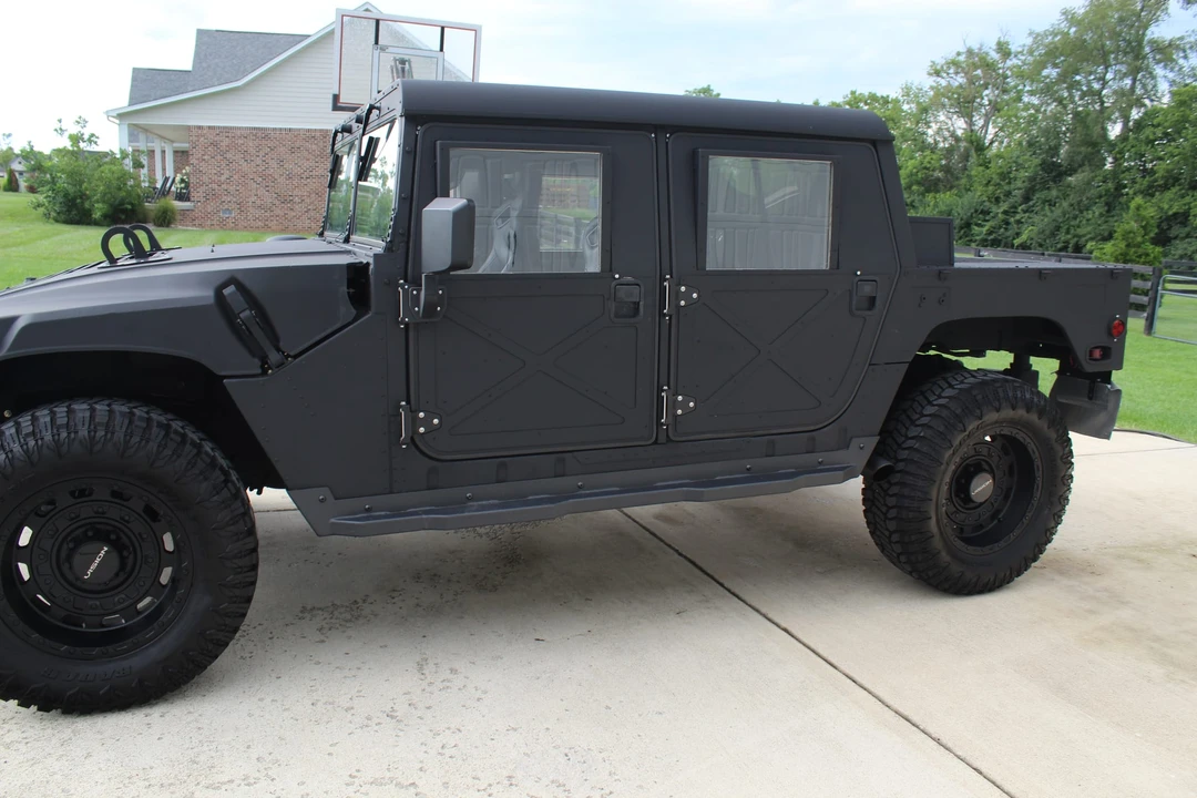 Hummer HMMWV - Image 5 of 31