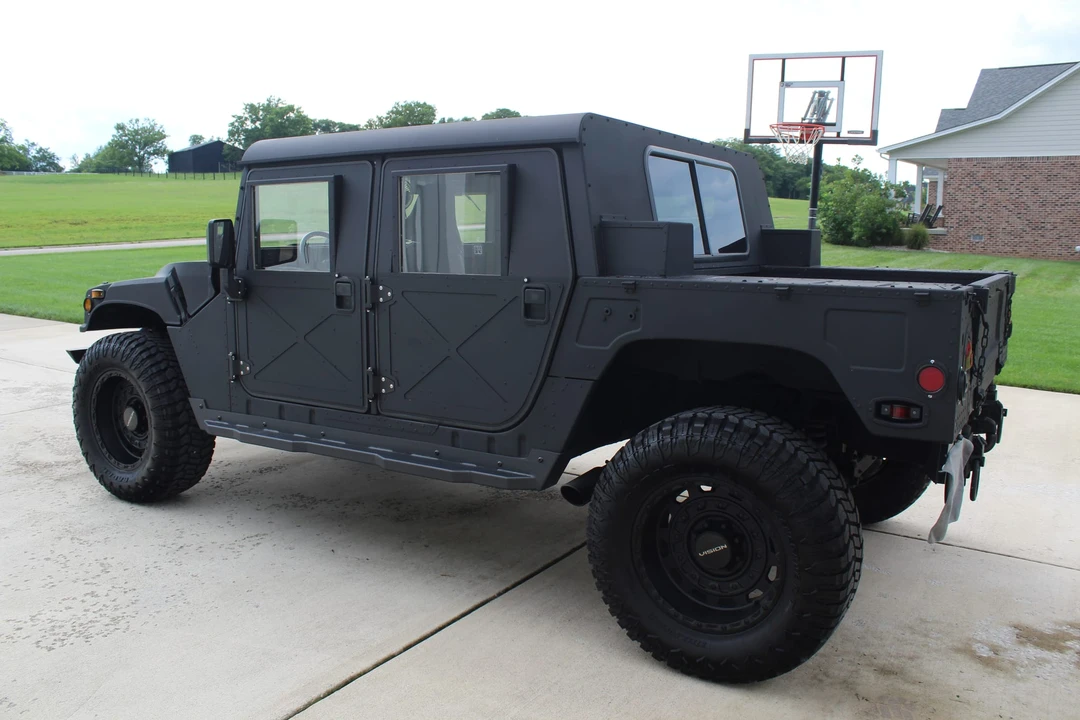 Hummer HMMWV - Image 6 of 31