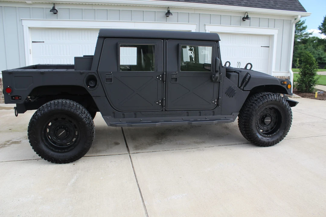 Hummer HMMWV - Image 9 of 31