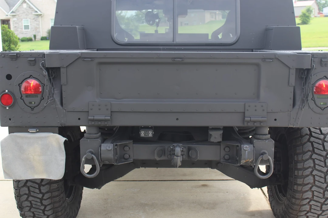 Hummer HMMWV - Image 12 of 31