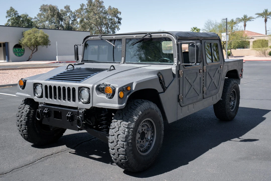 Hummer HMMWV - Image 2 of 31