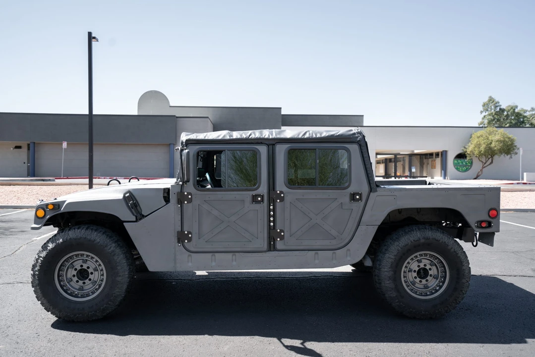 Hummer HMMWV - Image 12 of 31