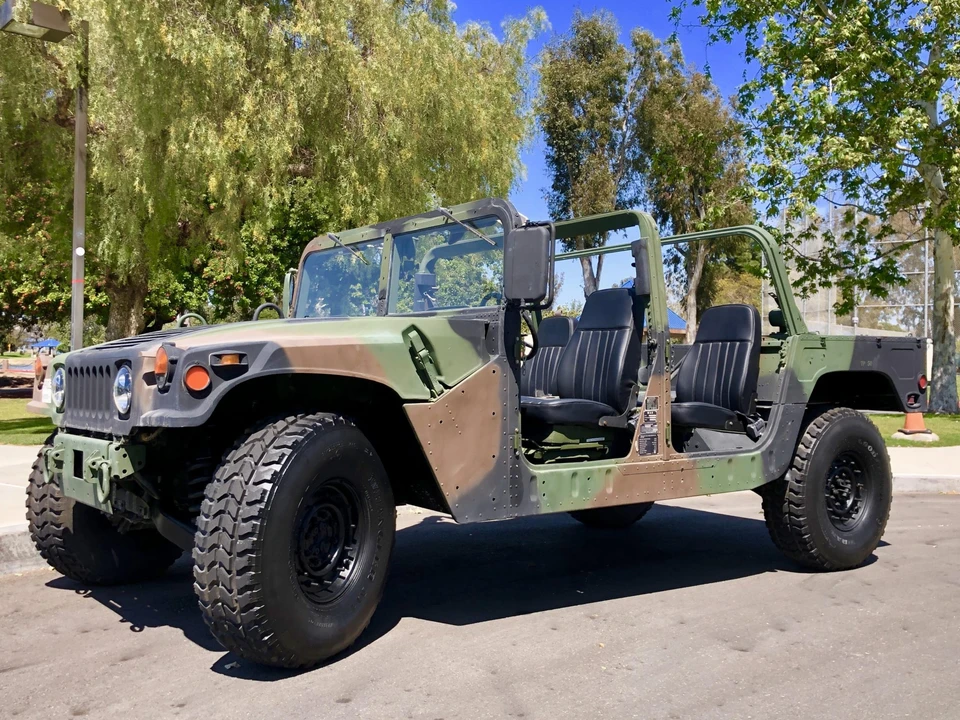 Hummer HMMWV - Image 14 of 31