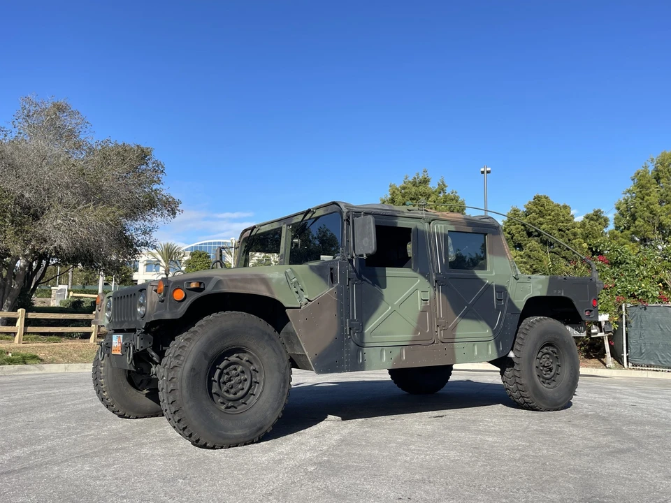Hummer HMMWV - Image 2 of 31