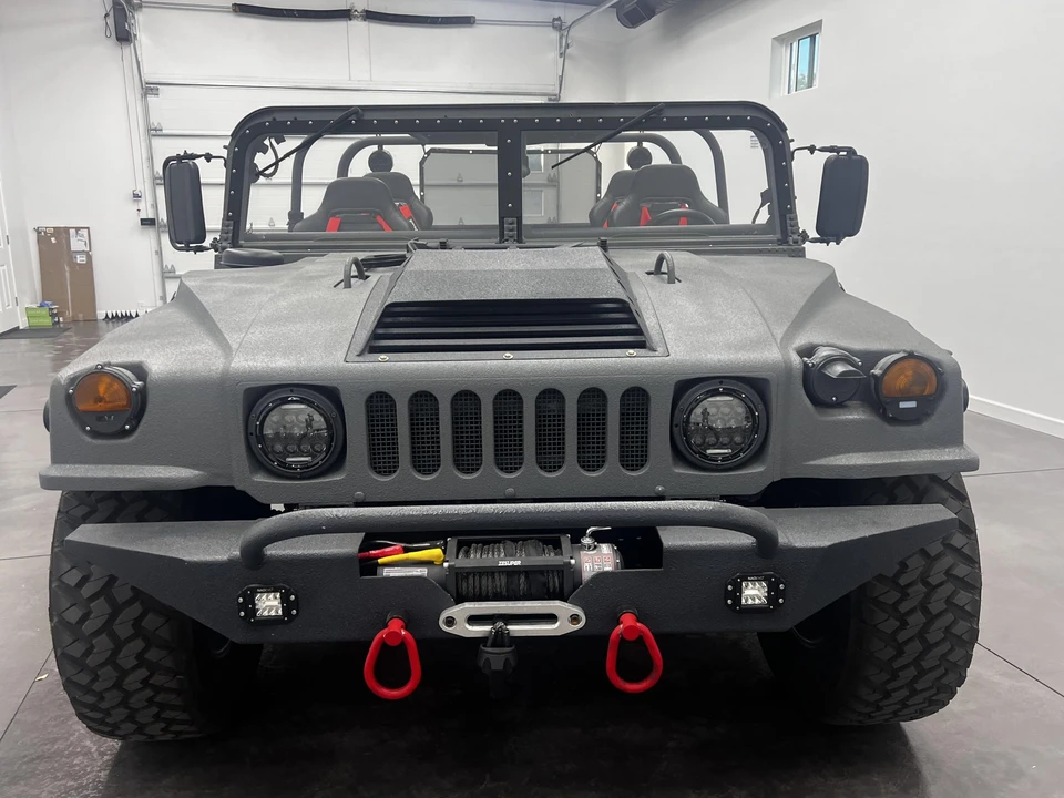 Hummer HMMWV - Image 16 of 31