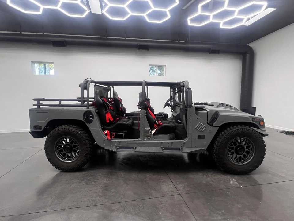 Hummer HMMWV - Image 13 of 31