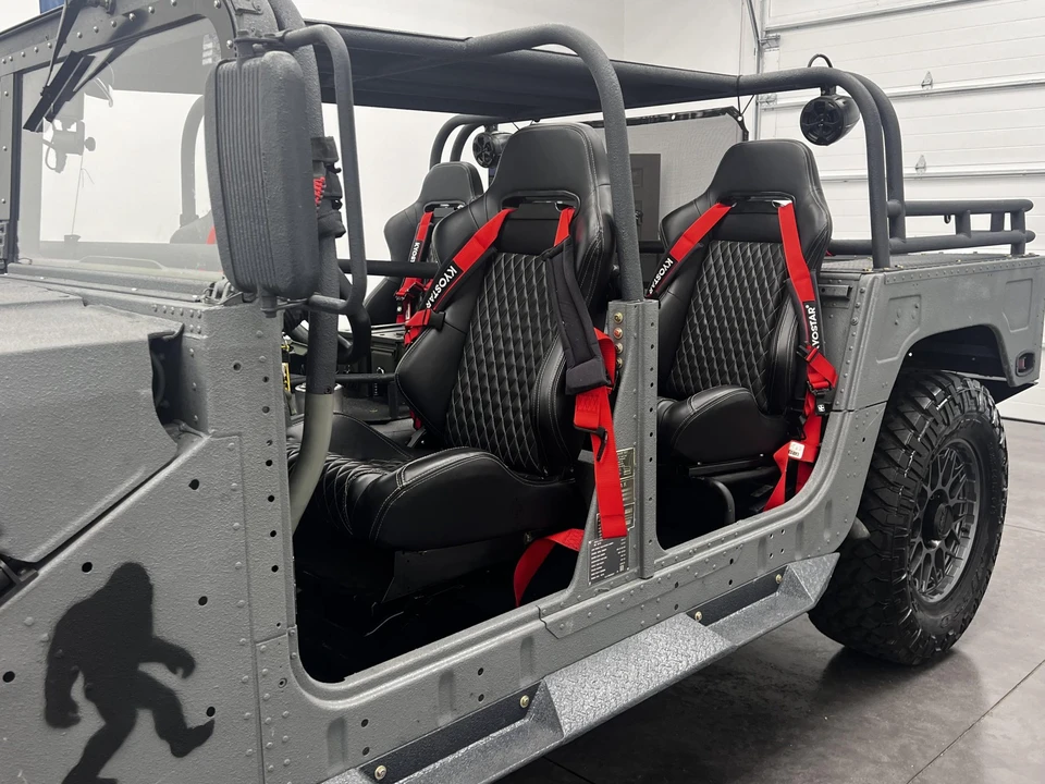 Hummer HMMWV - Image 28 of 31