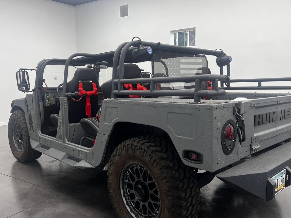 Hummer HMMWV - Image 6 of 31