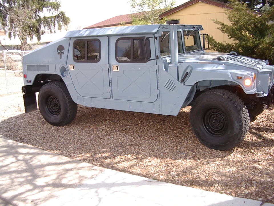 Hummer HMMWV - Image 11 of 31
