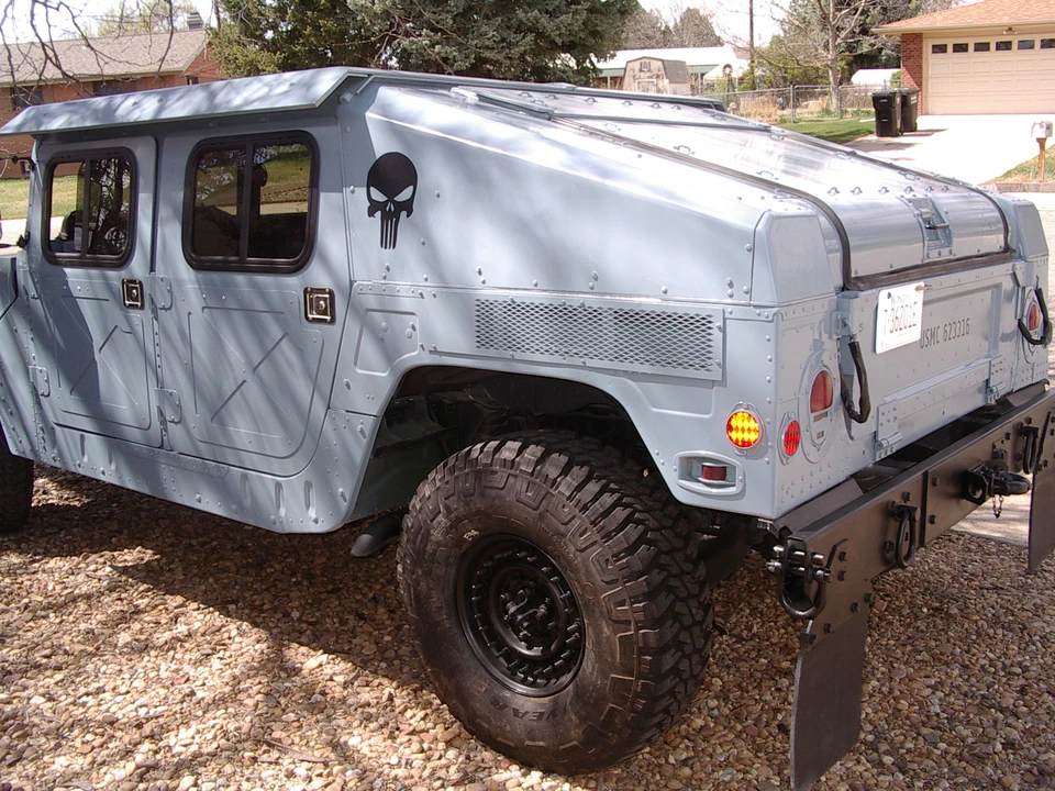 Hummer HMMWV - Image 14 of 31