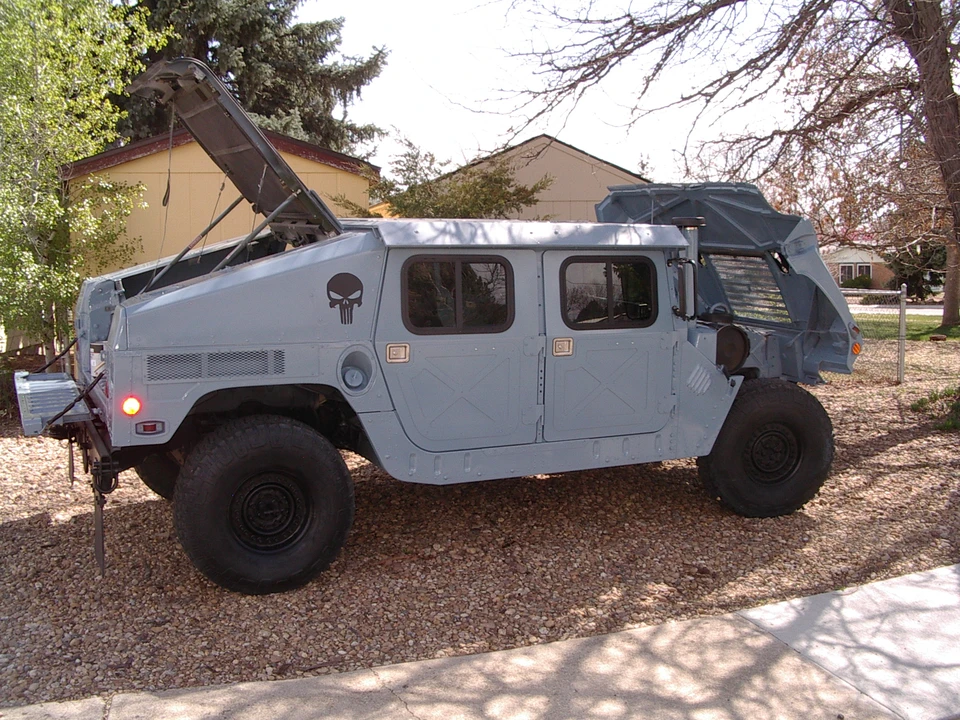 Hummer HMMWV - Image 12 of 31