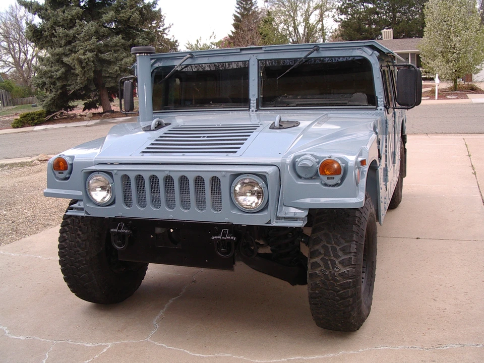 Hummer HMMWV - Image 2 of 31