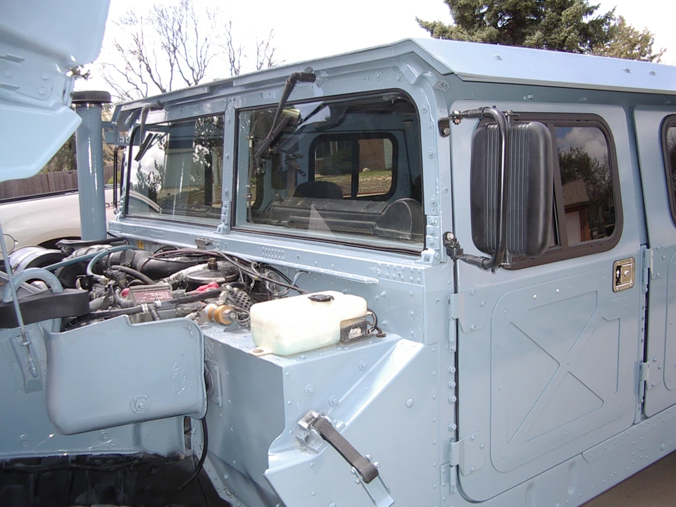Hummer HMMWV - Image 19 of 31