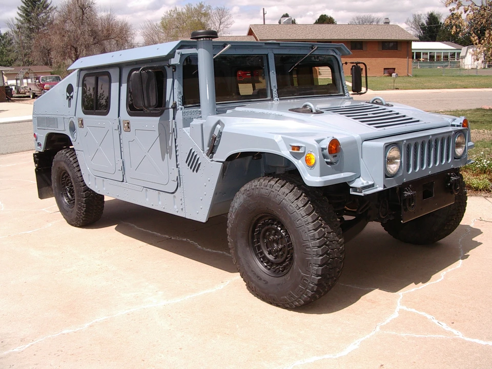 Hummer HMMWV - Image 8 of 31