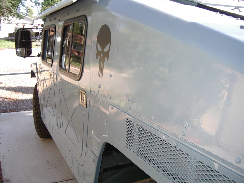 Hummer HMMWV - Image 11 of 31