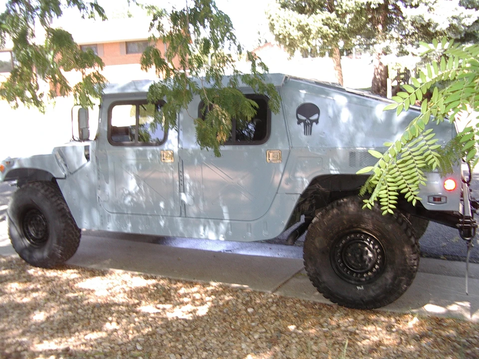 Hummer HMMWV - Image 2 of 31