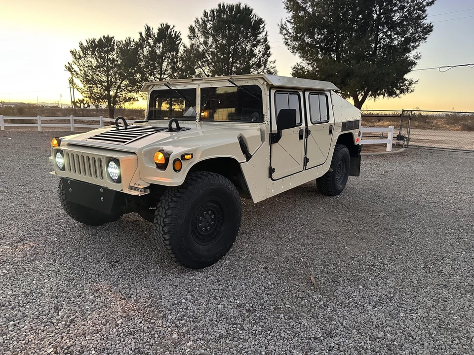 Hummer HMMWV - Image 2 of 31