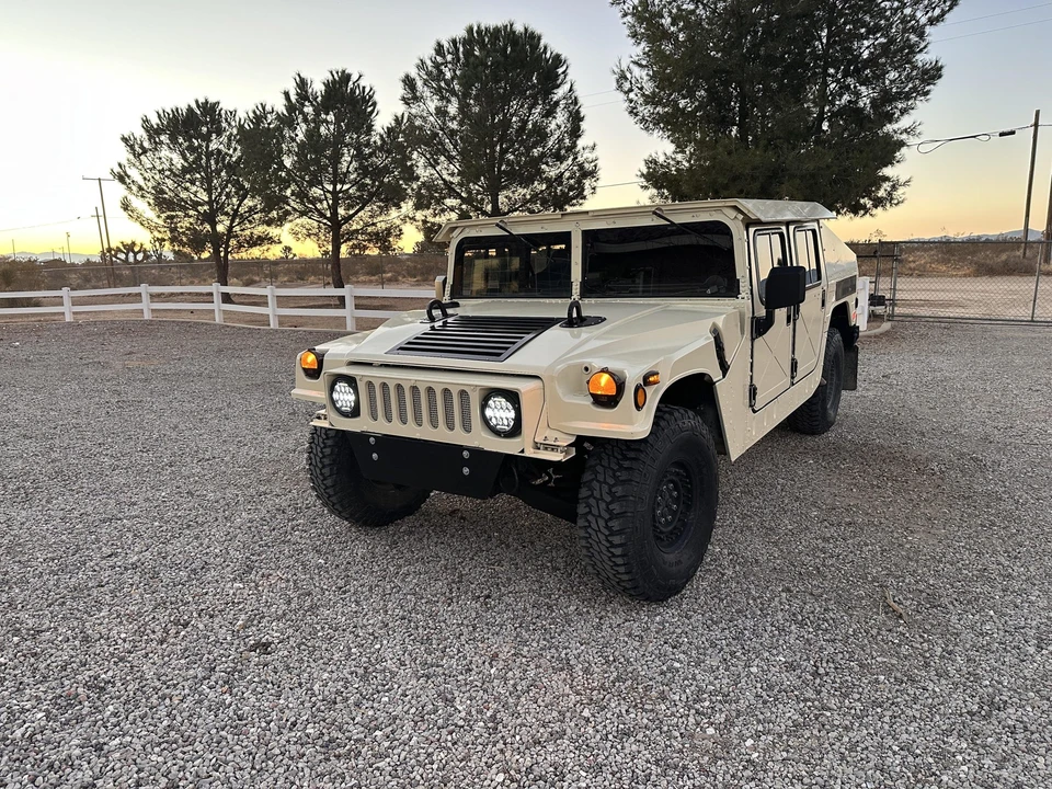 Hummer HMMWV - Image 18 of 31