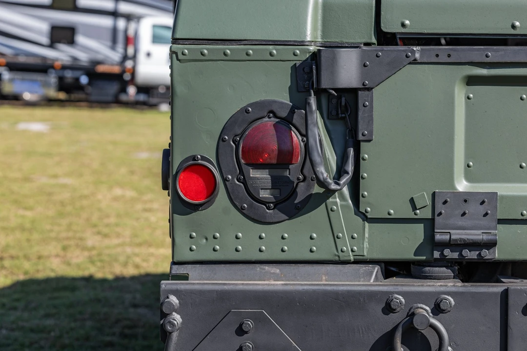 Hummer HMMWV - Image 14 of 31