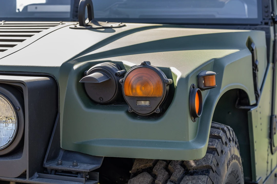Hummer HMMWV - Image 13 of 31