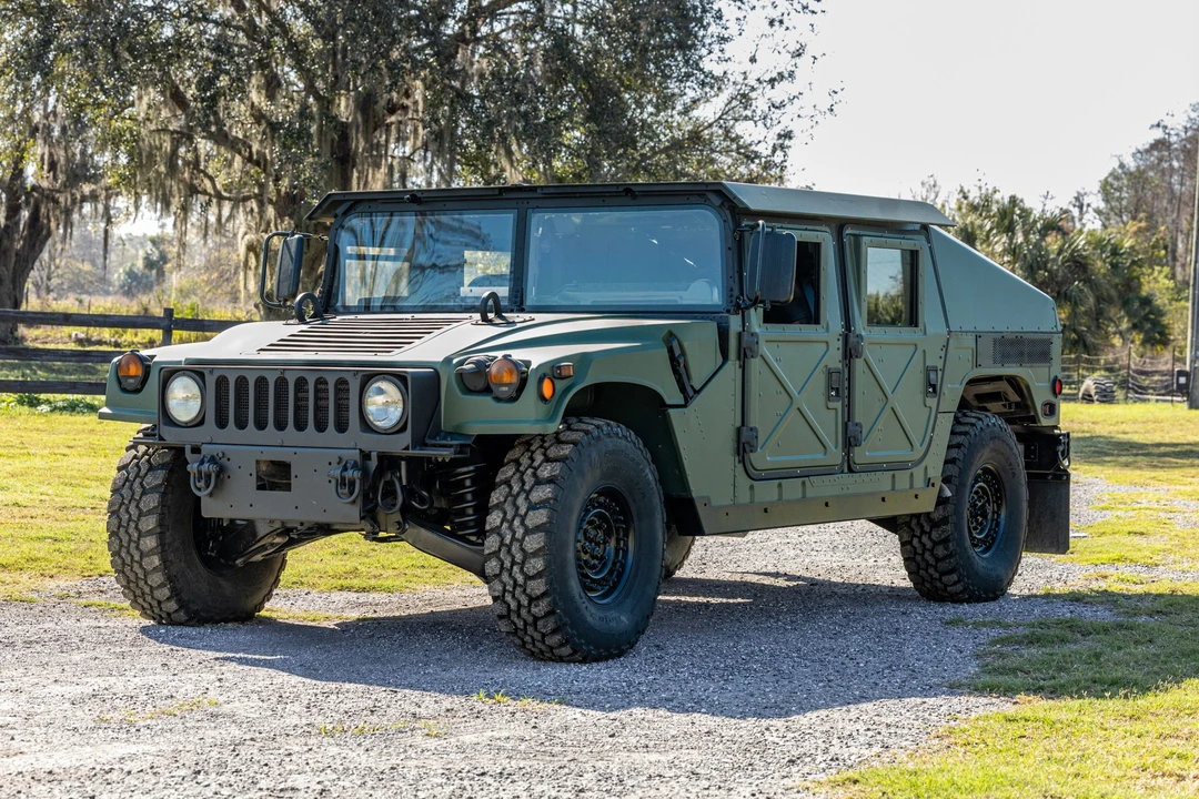 Hummer HMMWV - Image 2 of 31
