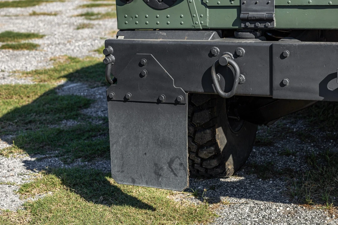 Hummer HMMWV - Image 22 of 31