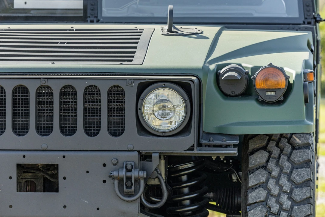 Hummer HMMWV - Image 11 of 31