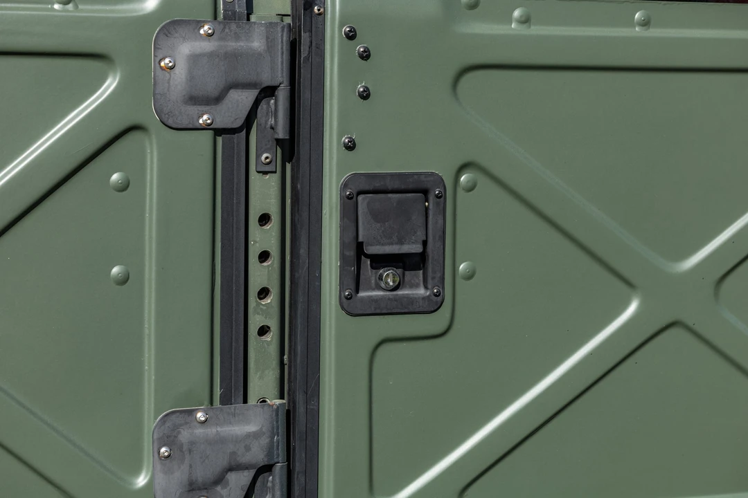 Hummer HMMWV - Image 26 of 31