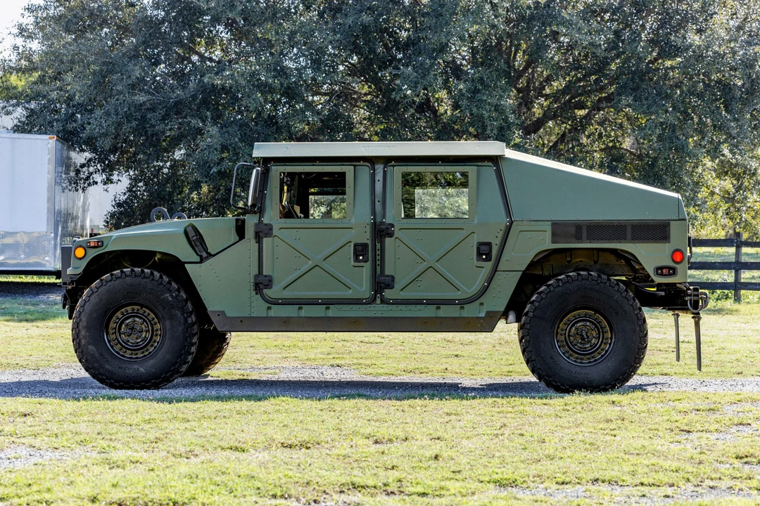 Hummer HMMWV - Image 9 of 31