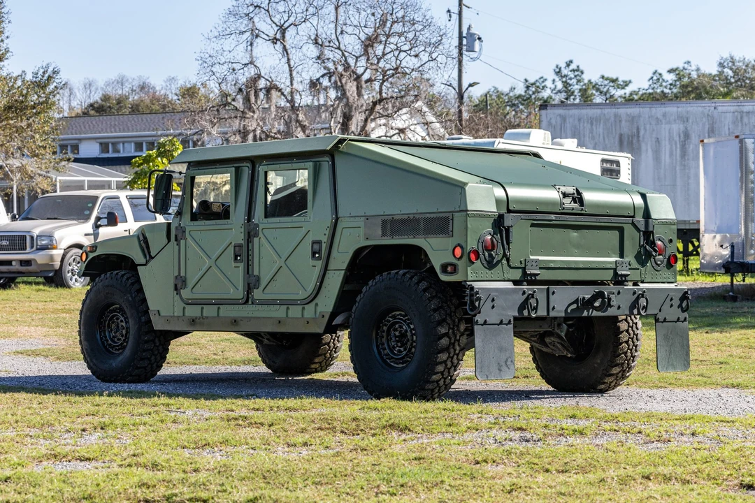Hummer HMMWV - Image 8 of 31