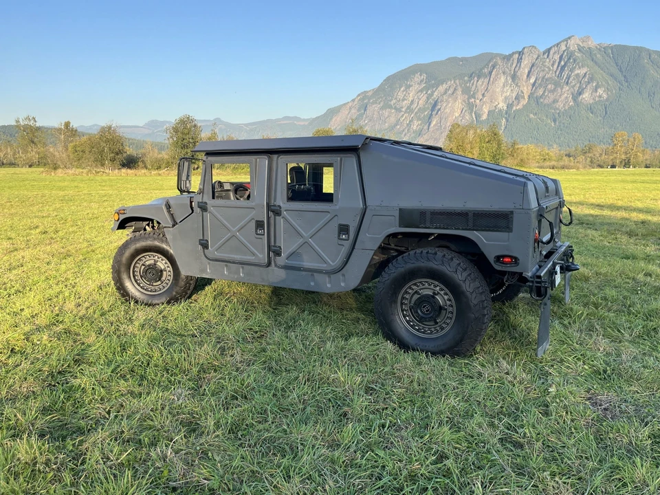 Hummer HMMWV - Image 12 of 31