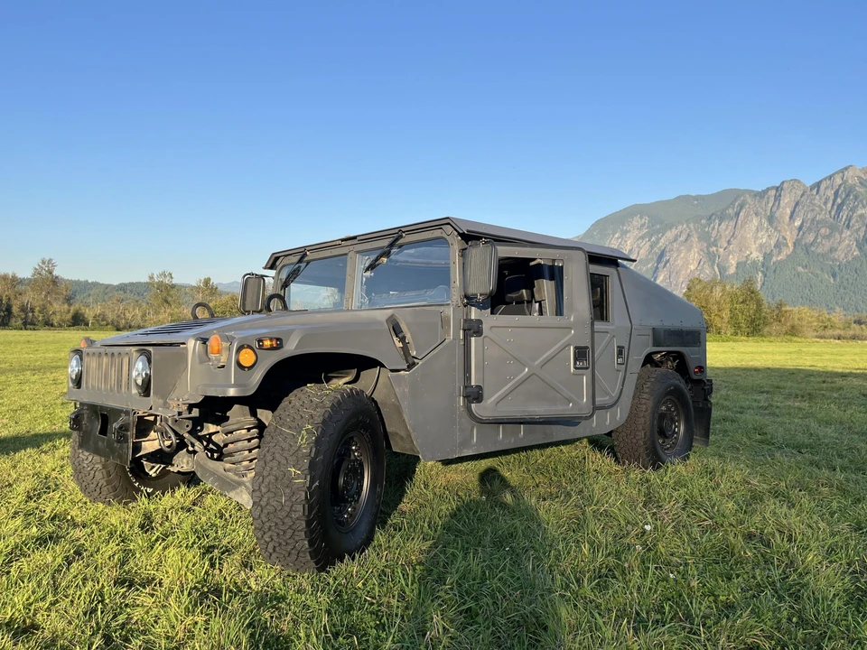 Hummer HMMWV - Image 11 of 31