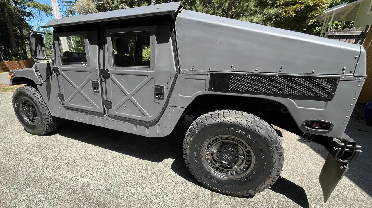 Hummer HMMWV - Image 22 of 31