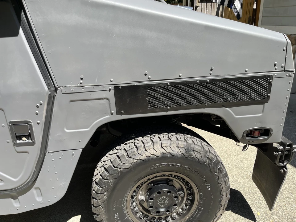 Hummer HMMWV - Image 25 of 31