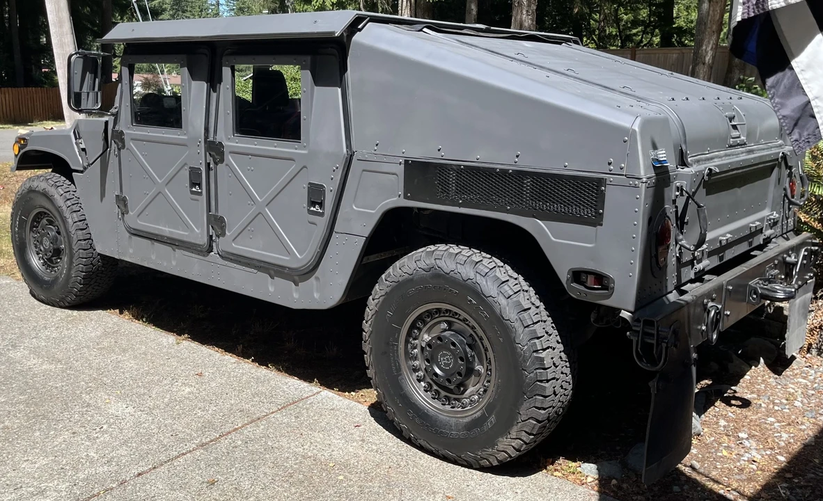 Hummer HMMWV - Image 21 of 31