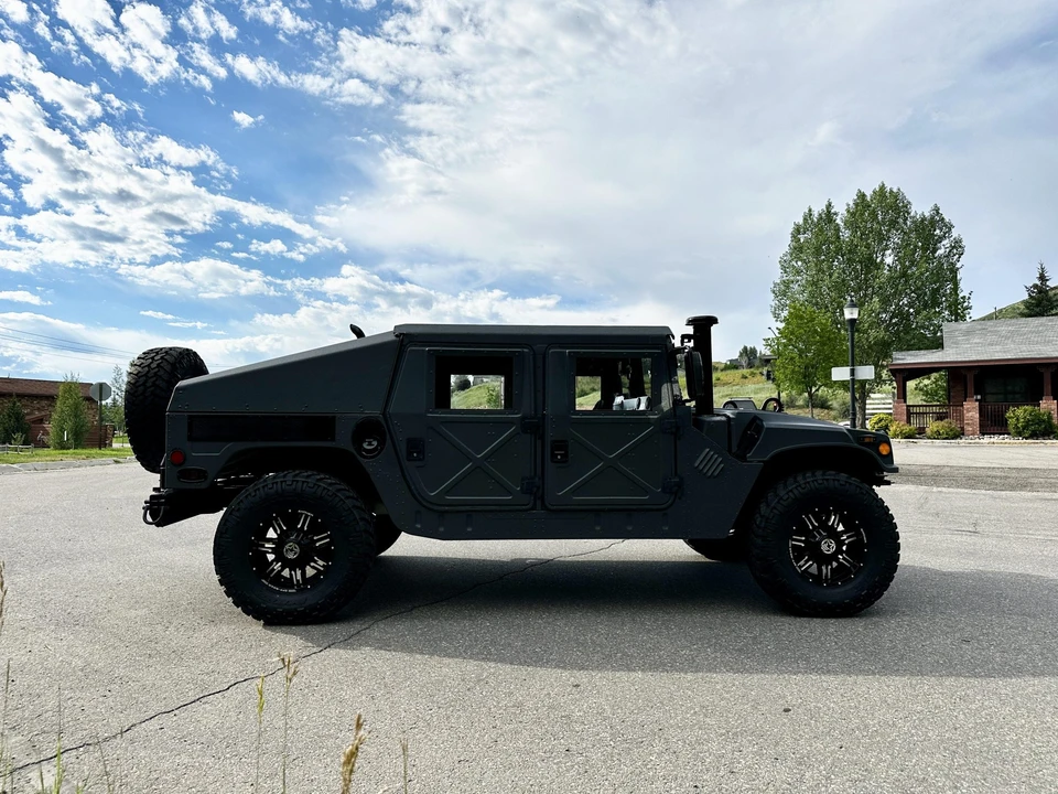 Hummer HMMWV - Image 7 of 31