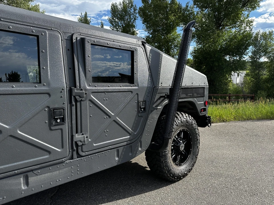 Hummer HMMWV - Image 20 of 31