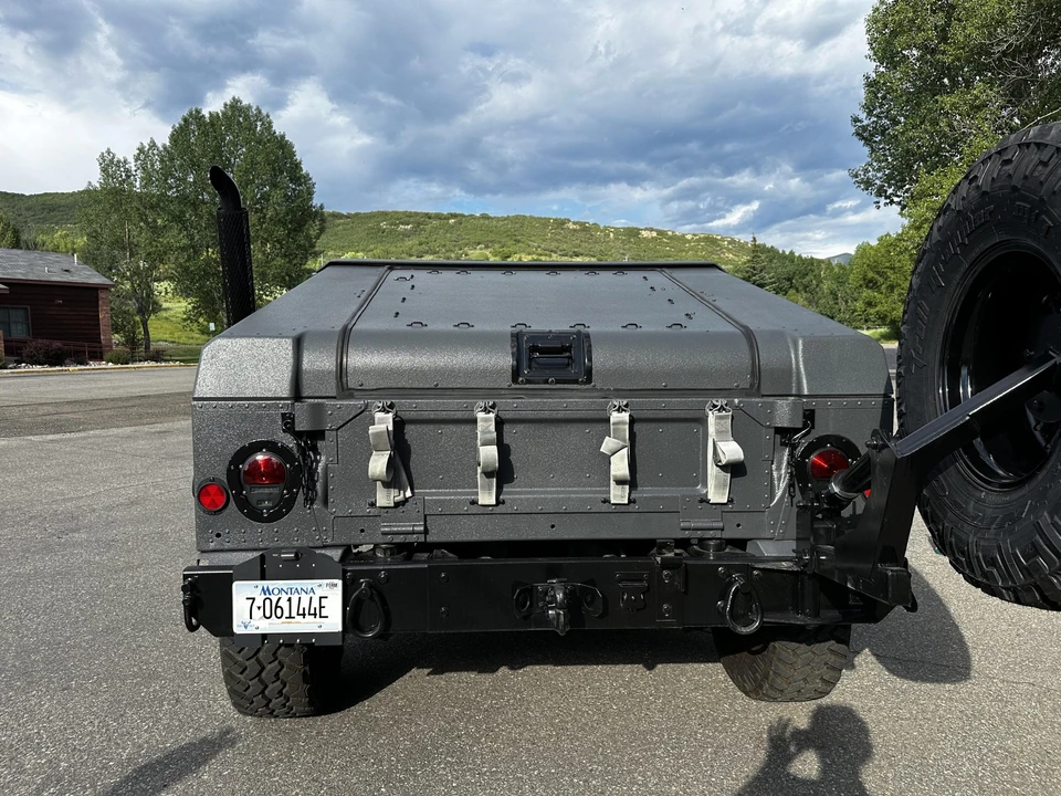 Hummer HMMWV - Image 26 of 31