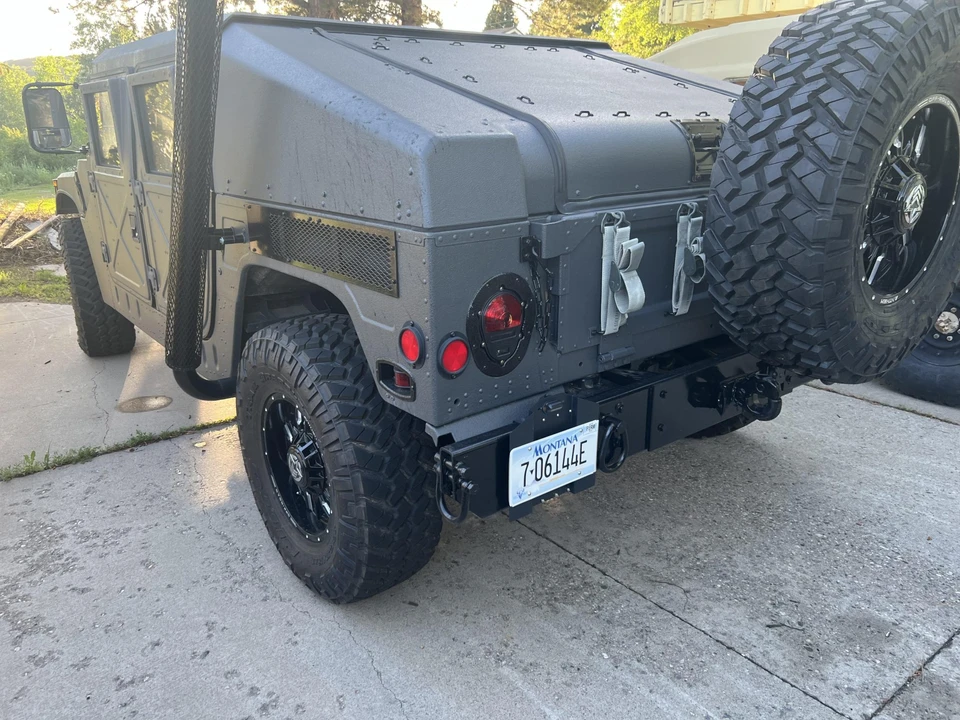Hummer HMMWV - Image 22 of 31