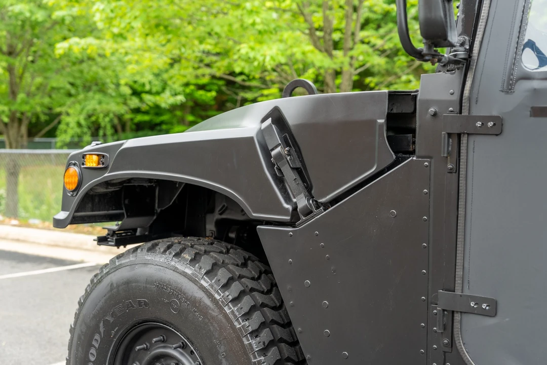 Hummer HMMWV - Image 31 of 31