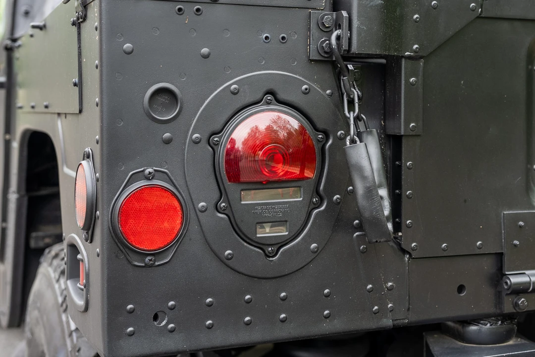 Hummer HMMWV - Image 22 of 31