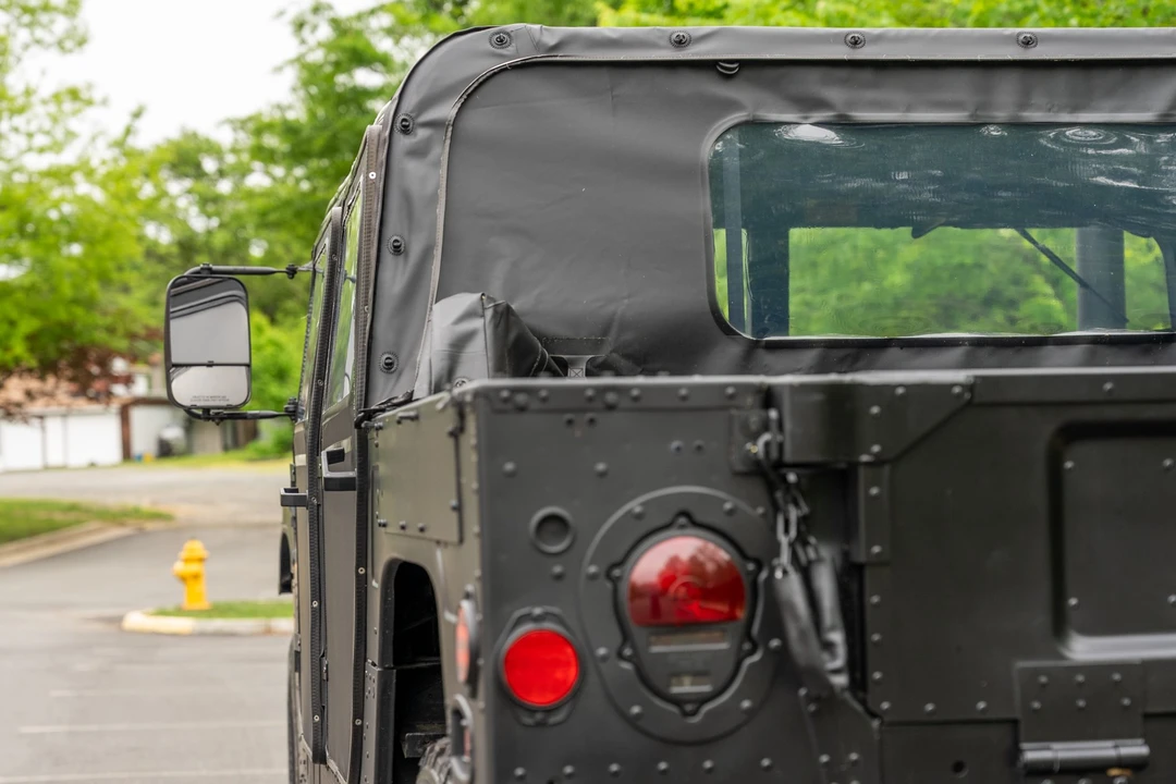 Hummer HMMWV - Image 27 of 31