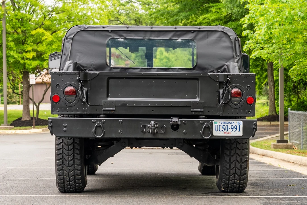 Hummer HMMWV - Image 6 of 31