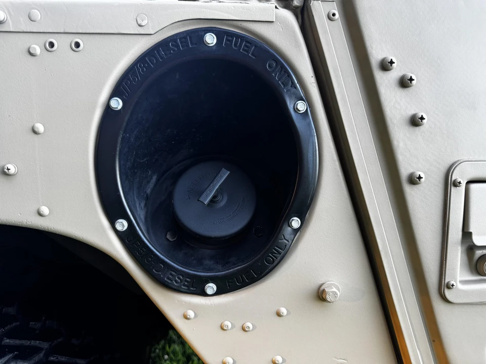 Hummer HMMWV - Image 22 of 31