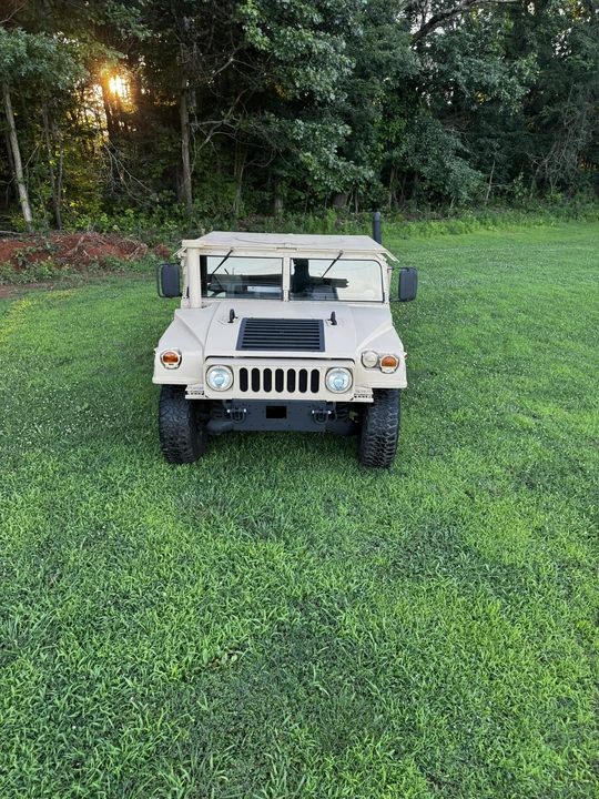 Hummer HMMWV - Image 13 of 31