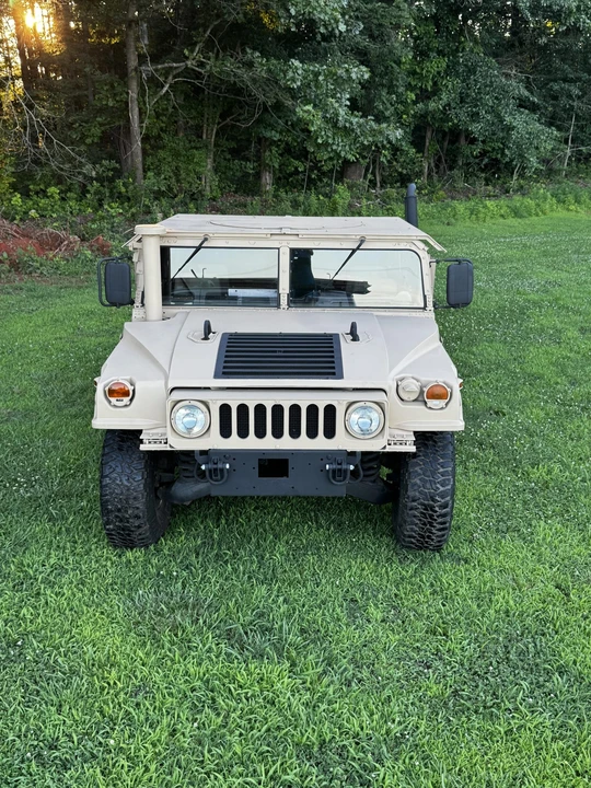 Hummer HMMWV - Image 11 of 31