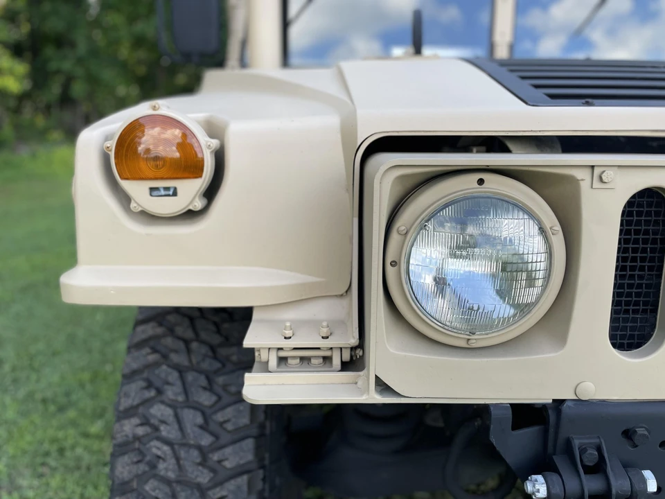 Hummer HMMWV - Image 28 of 31