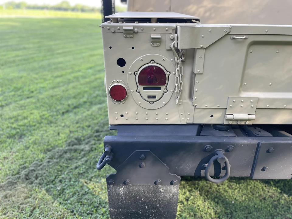 Hummer HMMWV - Image 30 of 31