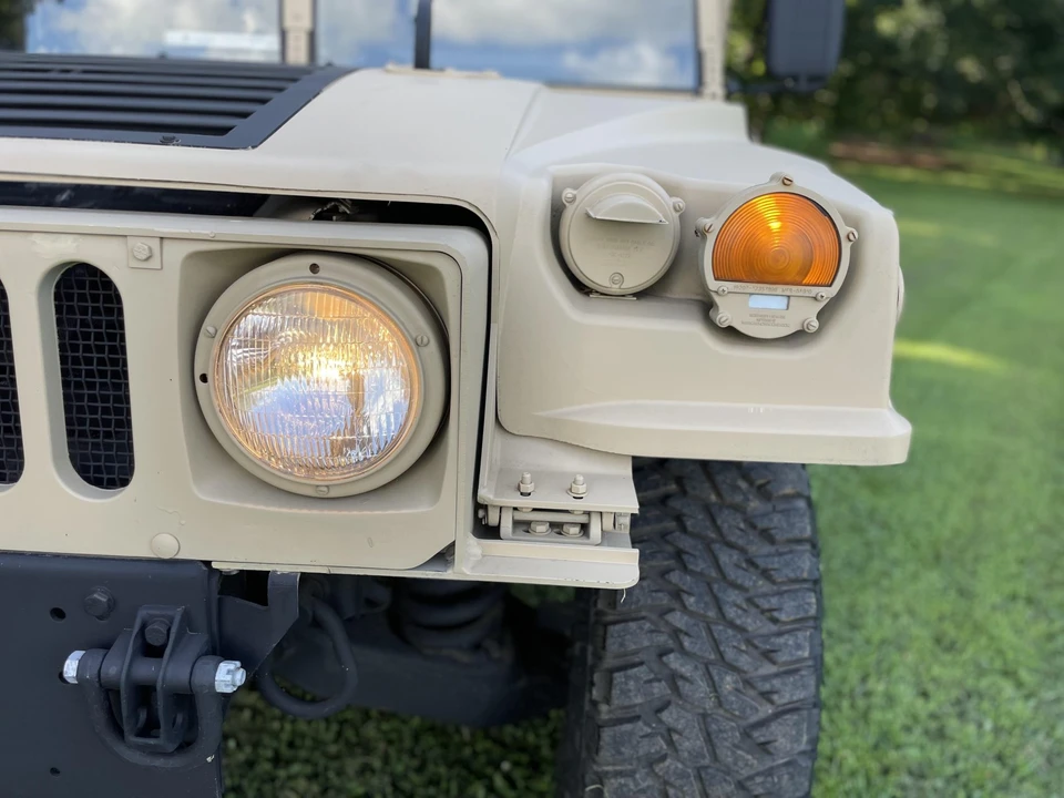 Hummer HMMWV - Image 27 of 31
